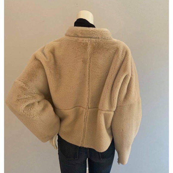 Urban Outfitters Tan Fuzzy Jacket - Size Small - Picture 2 of 5